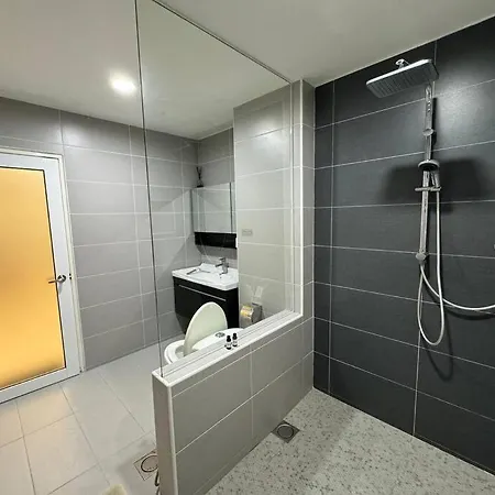 Capybara House Apartment Kluang Exterior photo