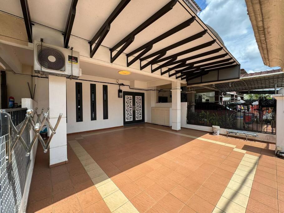 Apartment Capybara House Kluang